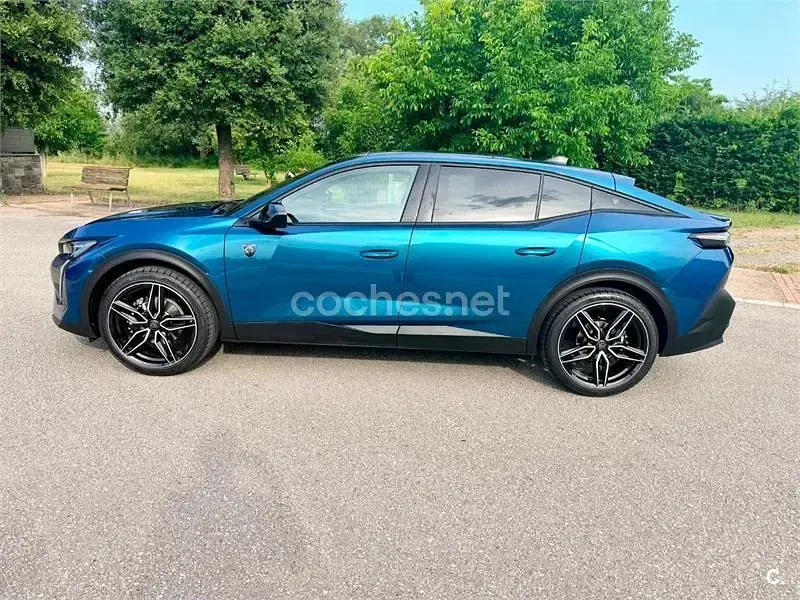Usado Peugeot 408 GT GT 130 CV (95 kW) 2023 Azul Berlina