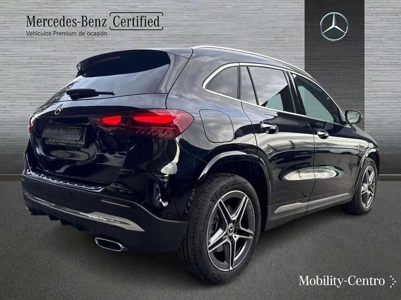 Usado Mercedes GLA250 165 CV (121 kW) 2025 Negro SUV