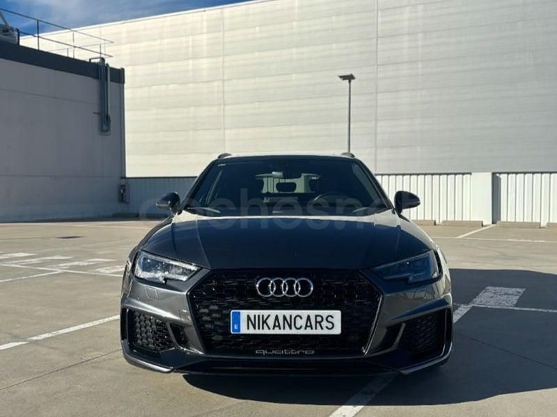 Usado Audi RS4 450 CV (330 kW) 2018 Gris / plata Familiar