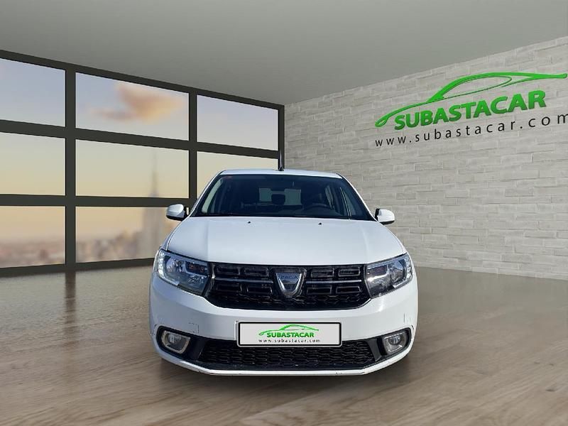Usado Dacia Sandero Comfort 95 CV (69 kW) 2020 Blanco Utilitario