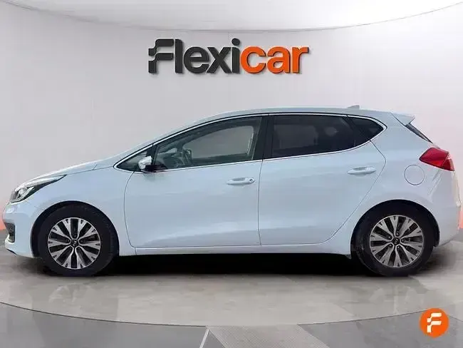 Usado Kia Ceed GT 90 HP (66 kW) 2018 Branco