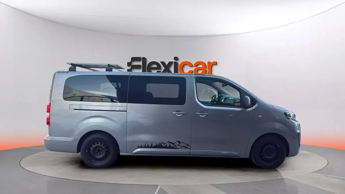 Usado Peugeot Traveller Business-Line 120 CV (88 kW) 2019 Gris Monovolumen