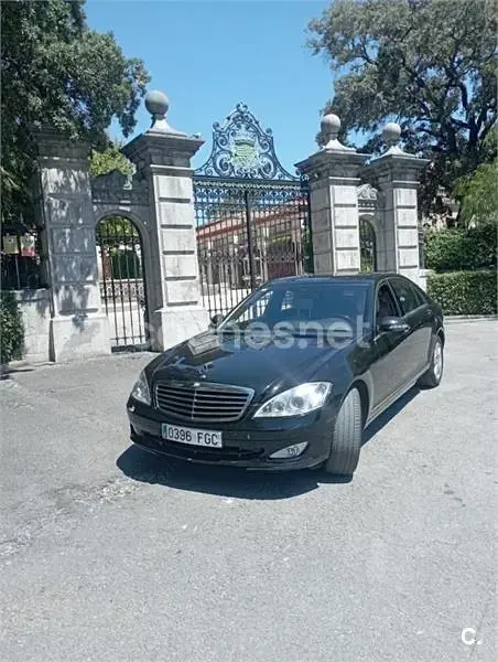 Usado Mercedes S500 306 CV (225 kW) 2006 Negro Berlina
