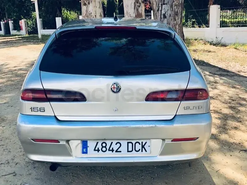 Usado Alfa Romeo 156 Impression 115 CV (84 kW) 2005 Beige Familiar