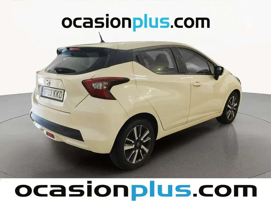 Usado Nissan Micra Acenta 71 CV (52 kW) 2018 Beige Utilitario