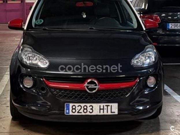 Usado Opel Adam Slam 100 CV (73 kW) 2013 Negro Utilitario