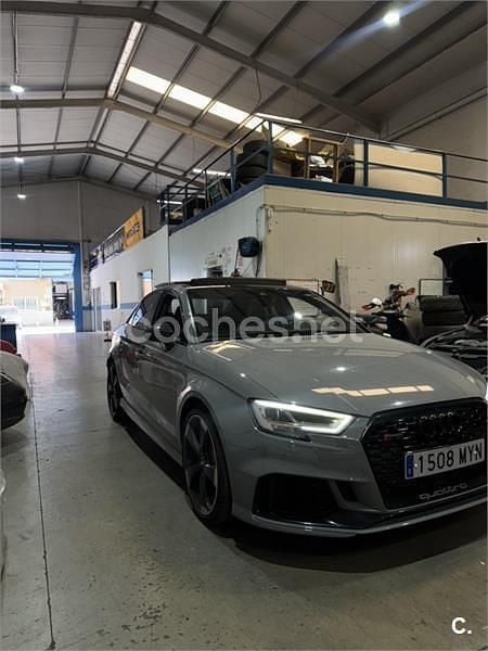 Usado Audi RS3 400 CV (294 kW) 2019 Gris / plata Berlina