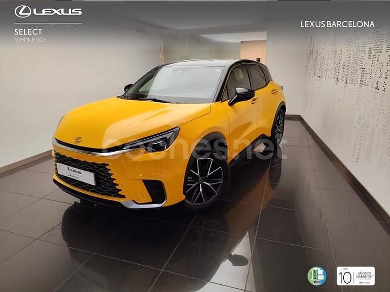 Amarillo Nuevo 2025 Lexus LBX SUV | 34.900 € (Precio justo) - Imagen 1/4