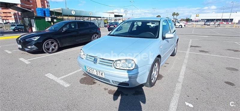 Usado VW Golf III 110 CV (80 kW) 1999 Gris / plata Berlina