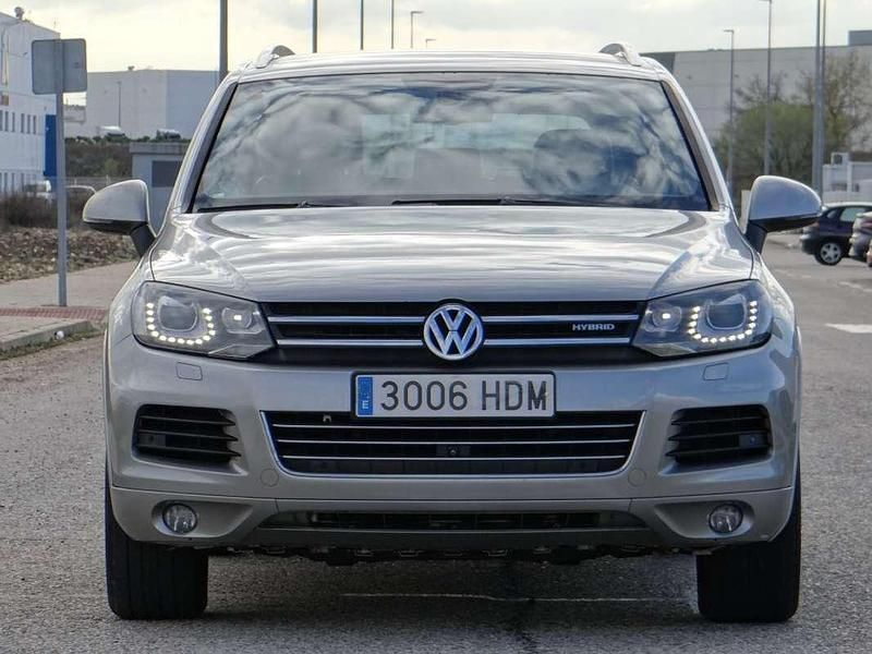 Usado VW Touareg 379 CV (278 kW) 2011 Gris SUV