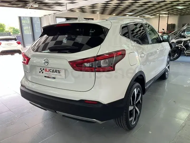 Usado Nissan Qashqai Tekna 130 CV (95 kW) 2018 Blanco SUV
