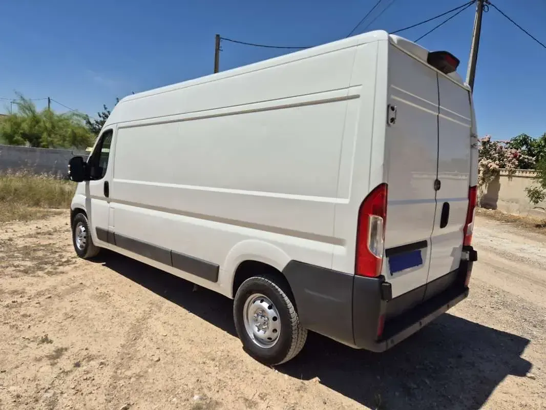 Usado Peugeot Boxer 163 CV (119 kW) 2017 Blanco Van