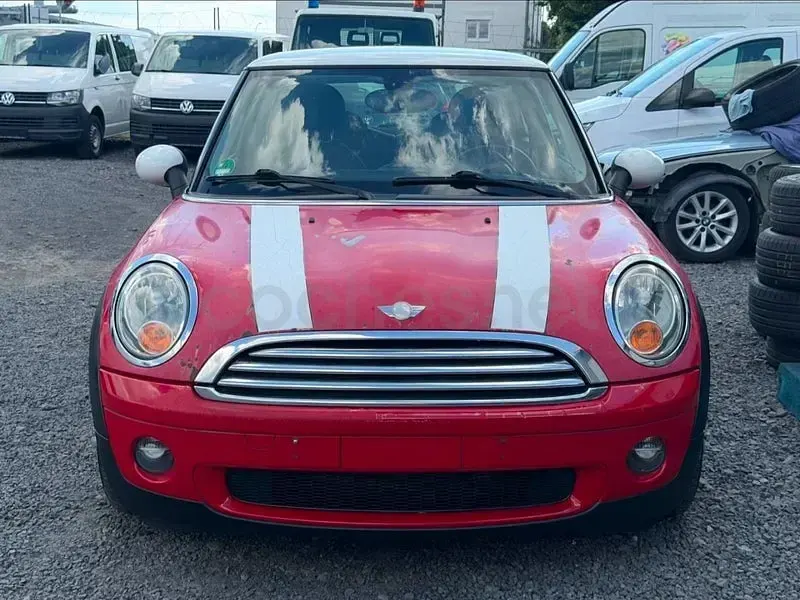 Usado Mini ONE 98 CV (72 kW) 2011 Rojo Utilitario