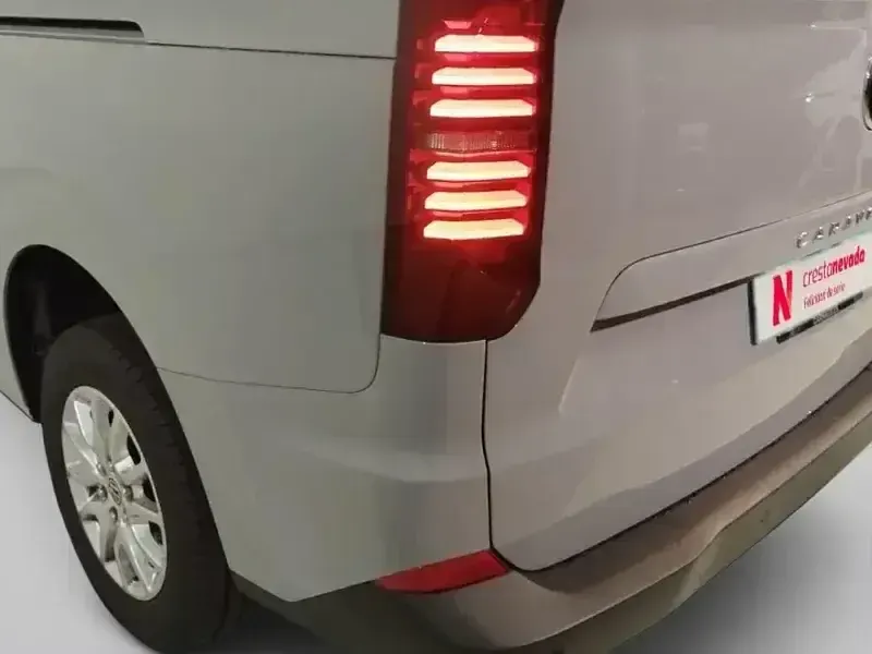 Usado VW Caravelle 150 CV (110 kW) 2025 Van