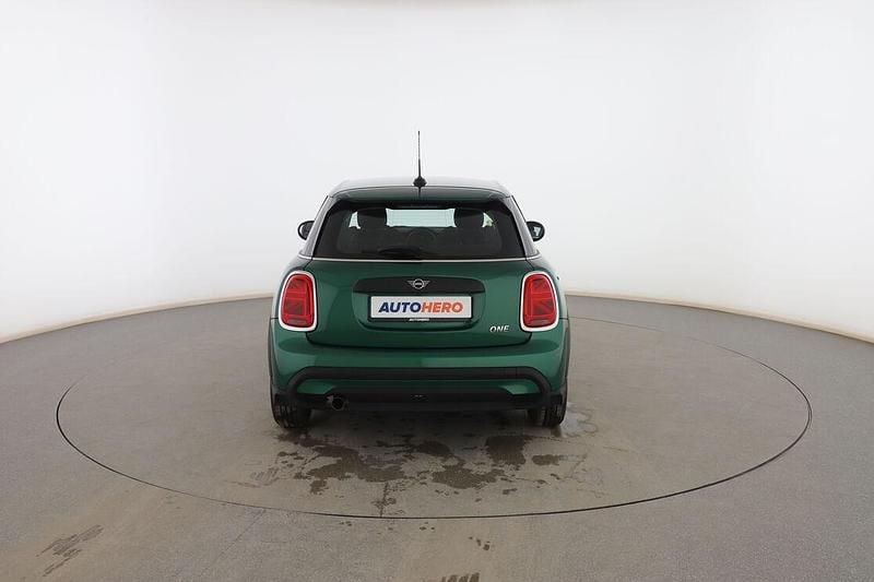 Usado Mini ONE 102 CV (75 kW) 2022 Verde Utilitario