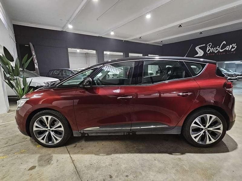 Usado Renault Scénic IV Collection 131 CV (96 kW) 2018 Burdeos Monovolumen