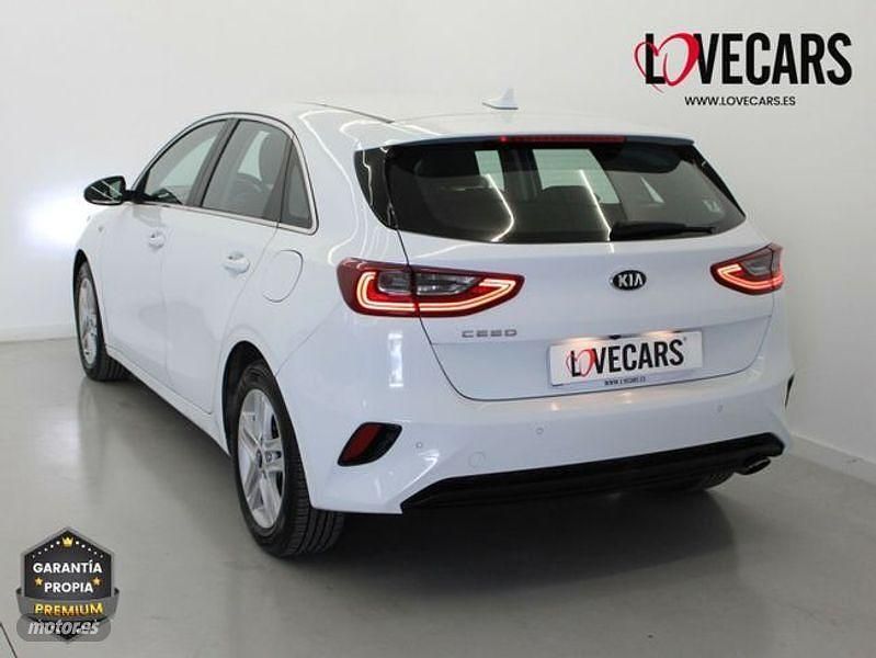 Usado Kia Ceed 101 CV (74 kW) 2021 Blanco Utilitario