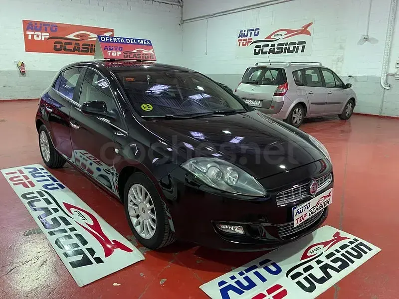 Usado Fiat Bravo Emotion 105 CV (77 kW) 2010 Negro Utilitario