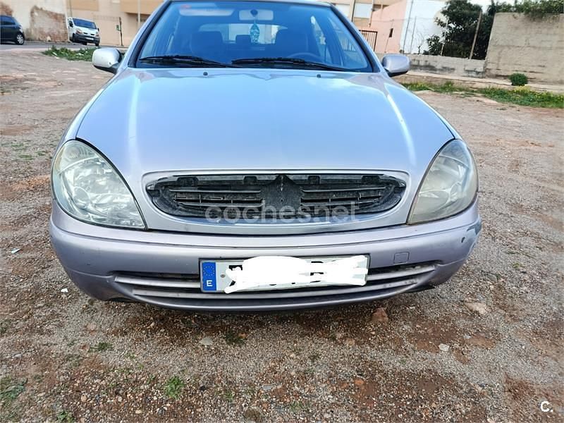 Usado Citroën Xsara 71 CV (52 kW) 2002 Gris / plata Berlina