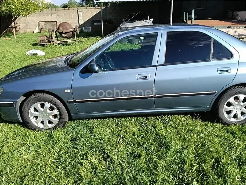 Usado Peugeot 406 110 CV (80 kW) 1999 Azul Berlina