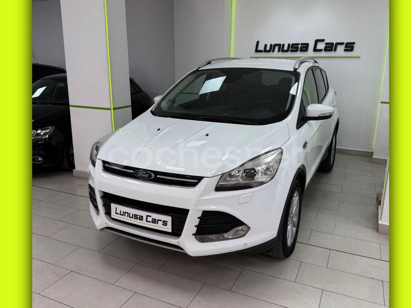 Blanco Usado 2016 Ford Kuga Titanium SUV | 13.990 € (Precio justo) - Imagen 1/4