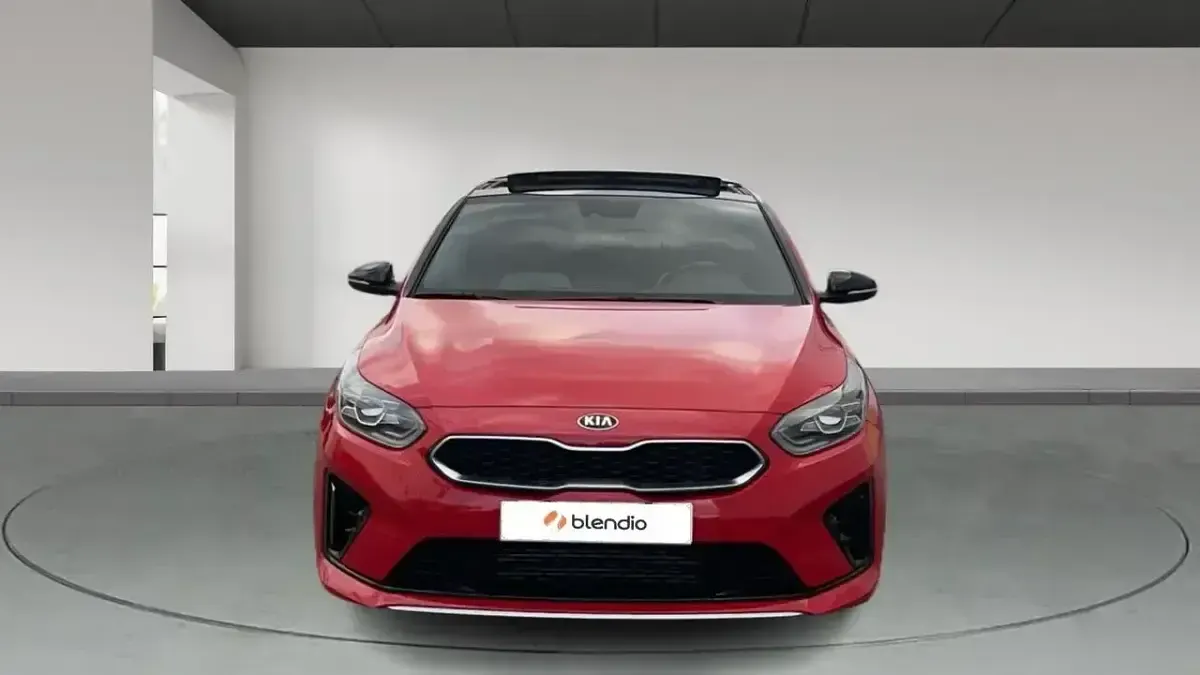 Usado Kia Ceed GT GT-Line 120 CV (88 kW) 2019 Rojo