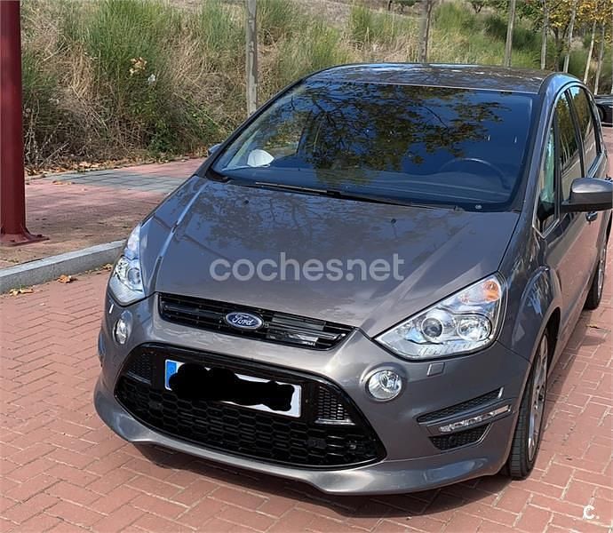 Usado Ford S-MAX Titanium S 200 CV (147 kW) 2014 Gris / plata Monovolumen
