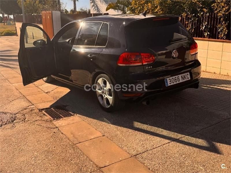 Usado VW Golf VII GTI 210 HP (154 kW) 2013 Preto Sedan