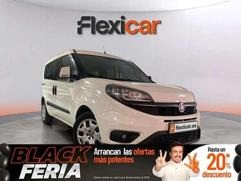 Blanco Usado 2021 Fiat Doblò Monovolumen | 12.990 € (Caro) - Imagen 1/4