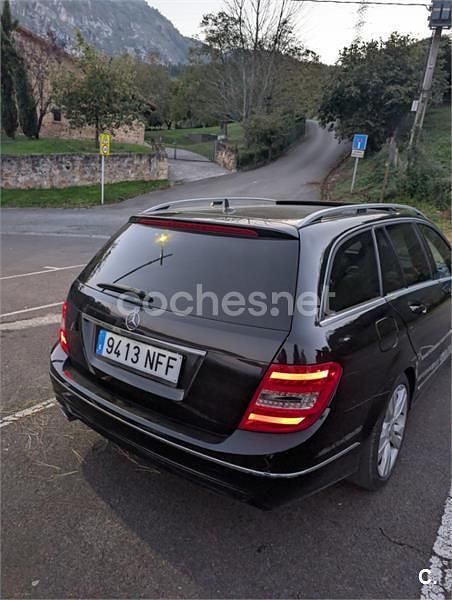 Usado Mercedes C250 Avantgarde 204 CV (150 kW) 2014 Negro Familiar