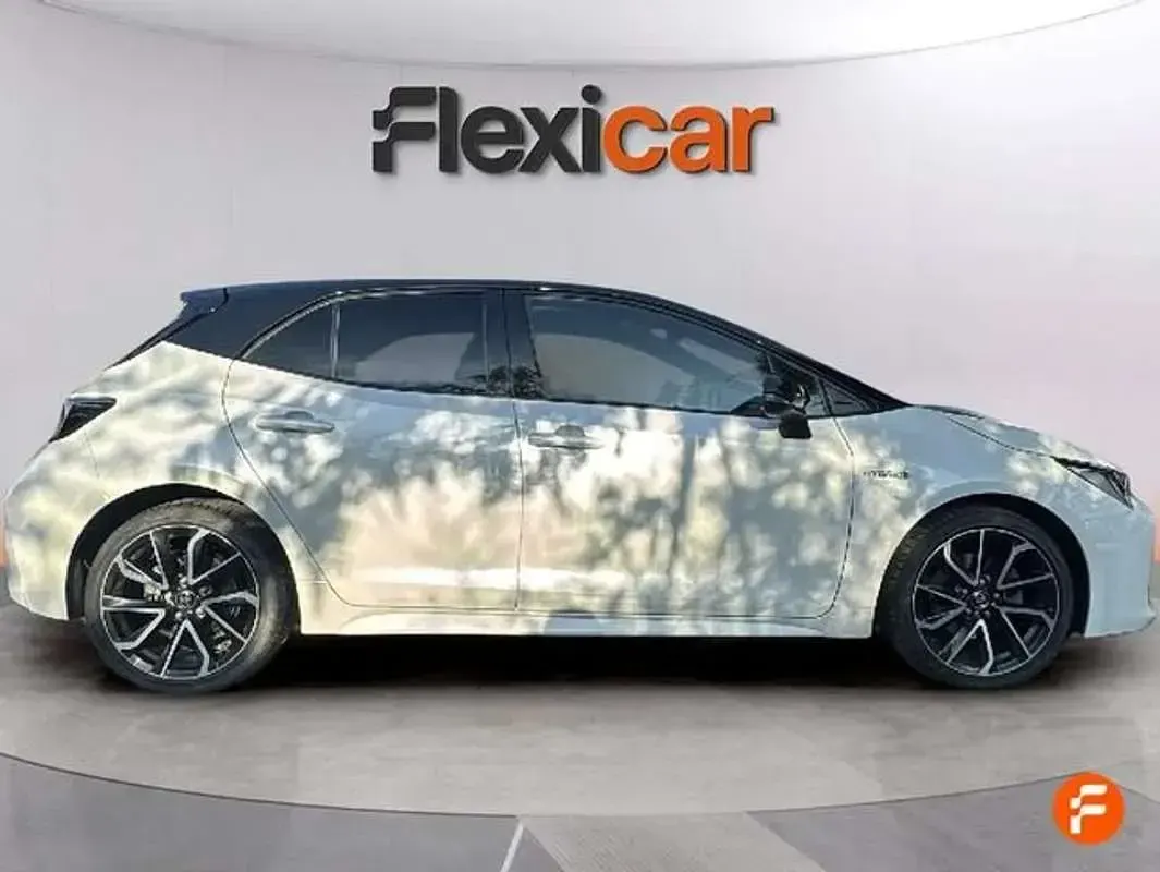 Usado Toyota Corolla 179 CV (131 kW) 2019 Blanco Berlina