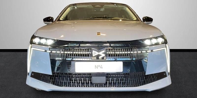 Nuevo DS Automobiles DS4 145 CV (106 kW) 2025 Gris claro