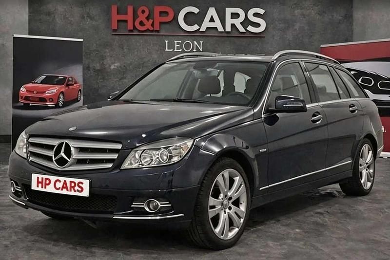 Usado Mercedes C220 Avantgarde 170 CV (125 kW) 2011 Azul Familiar