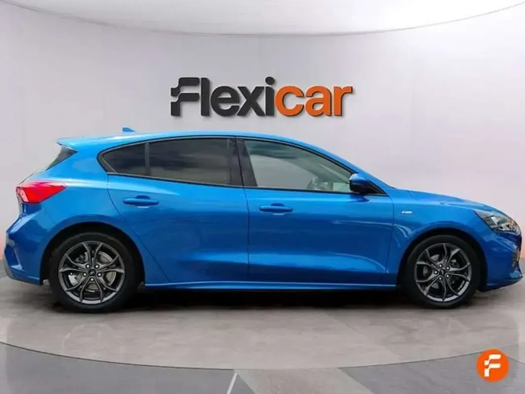 Usado Ford Focus ST-Line 125 CV (91 kW) 2018 Azul Berlina