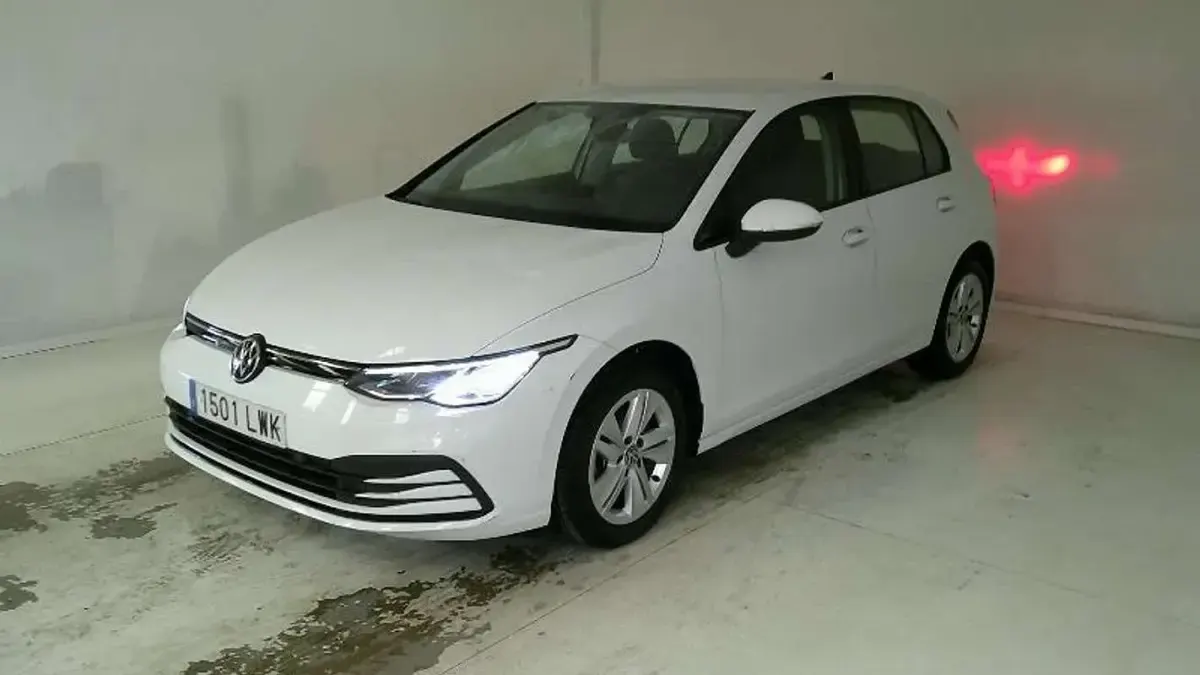 Usado VW Golf VIII 116 CV (85 kW) 2022 Blanco Utilitario