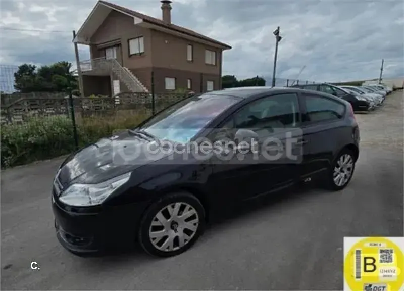 Begagnad Citroën C4 110 HK (80 kW) 2005 Svart Sedan
