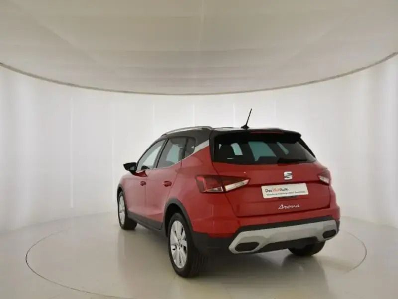 Usado Seat Arona FR 110 CV (80 kW) 2022 Rojo SUV