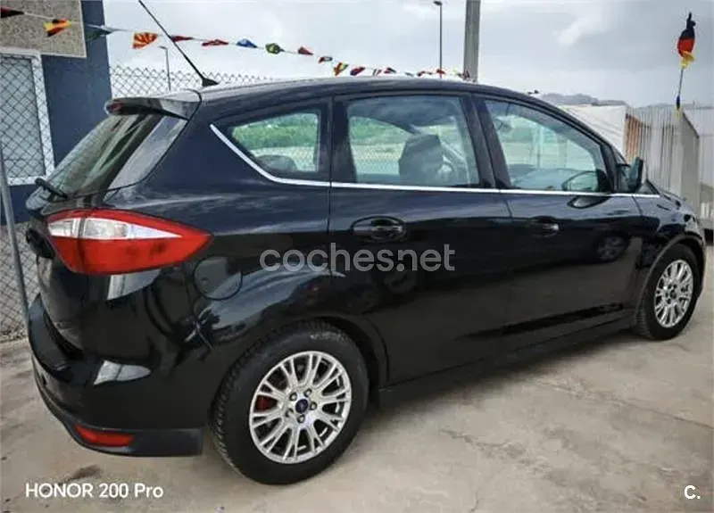 Usado Ford C-MAX Titanium 115 CV (84 kW) 2013 Negro Monovolumen