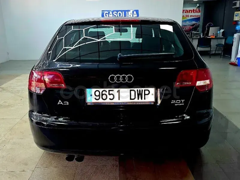 Usado Audi A3 Ambition 200 CV (147 kW) 2006 Negro Utilitario