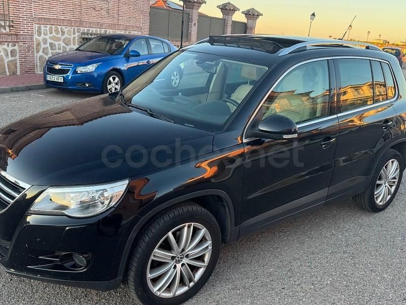 Usado VW Tiguan 140 HP (102 kW) 2008 Preto SUV