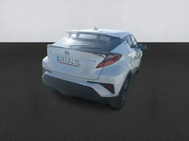 Usado Toyota C-HR Advance 122 CV (89 kW) 2022 Blanco SUV