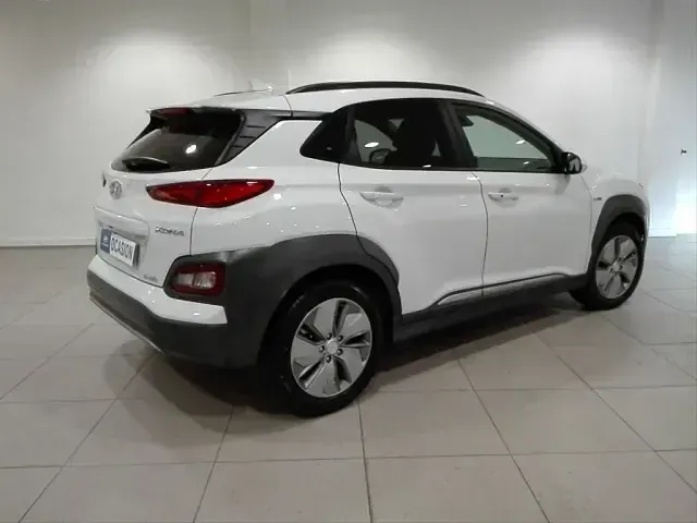 Usado Hyundai Kona Style 204 CV (150 kW) 2020 SUV