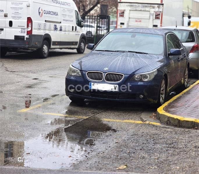 Usado BMW 530 193 CV (141 kW) 2004 Azul Berlina