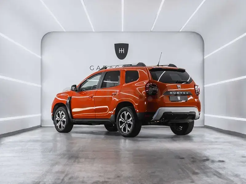 Usado Dacia Duster Prestige 116 CV (85 kW) 2021 Naranja SUV