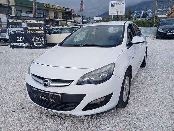 Usado Opel Astra Business 110 CV (80 kW) 2017 Blanco Utilitario