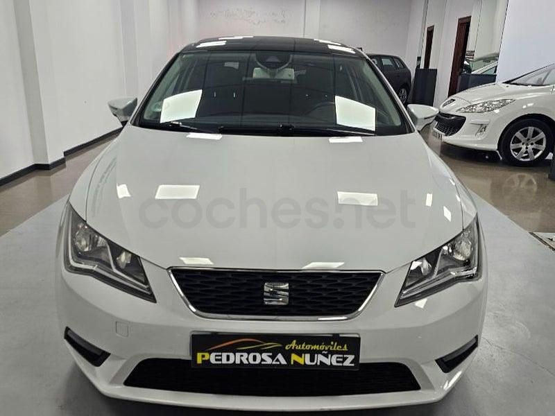 Usado Seat Leon I-Tech 105 CV (77 kW) 2014 Blanco Berlina