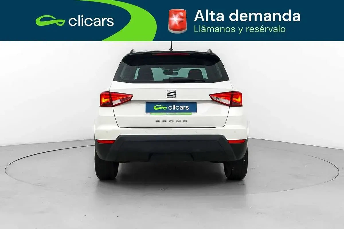 Usado Seat Arona Ecomotive 116 CV (85 kW) 2020 Blanco SUV