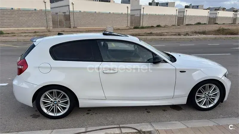 Usado BMW 118 143 CV (105 kW) 2008 Blanco Utilitario