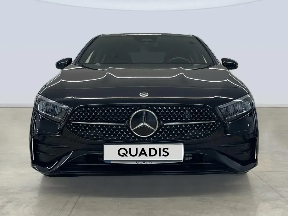 Usado Mercedes A200 150 CV (110 kW) 2025 Negro
