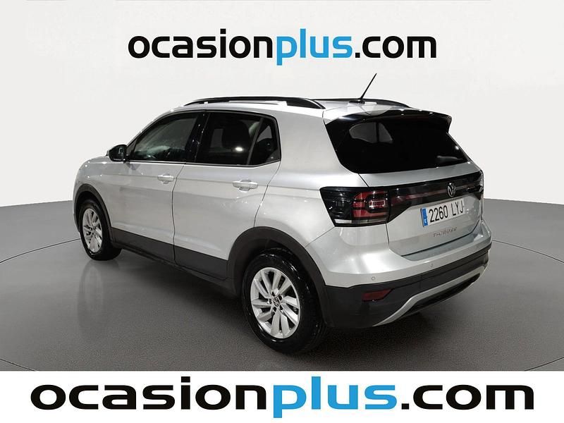 Usado VW T-Cross Advance 110 CV (80 kW) 2022 Gris plata SUV